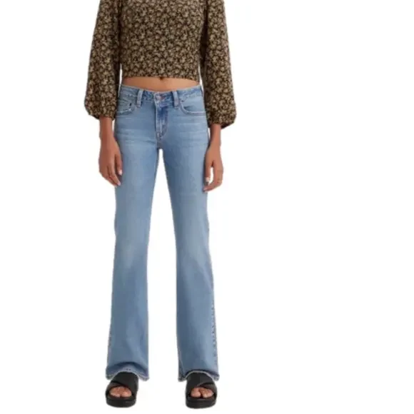 Levi s Jeans Levis 524 Bootcut Jeans Size 5 Or Size W32 L32 Poshmark